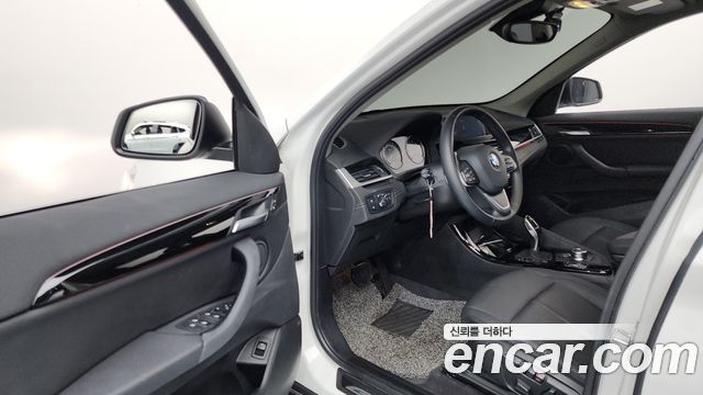 BMW X1 (F48) xDrive 20i xLine 2022 — фото 10