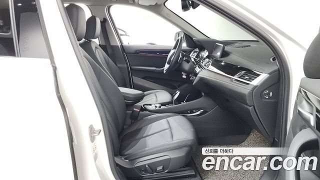 BMW X1 (F48) xDrive 20i xLine 2022 — фото 26