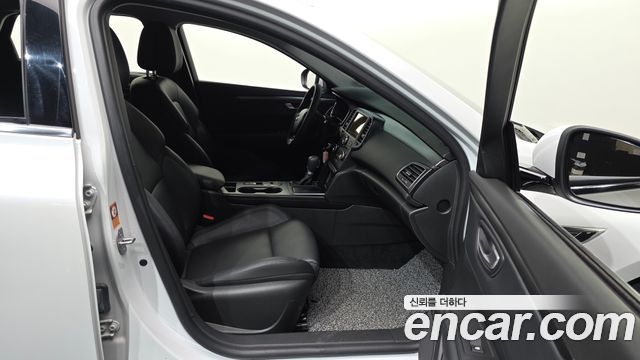 Renault Korea SM6 1.3 TCe SE 2021 — фото 11