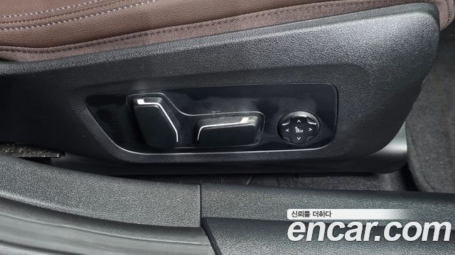 BMW 4 Series (G22) 420i M Sport Pro Gran Coupe 2025 — фото 31