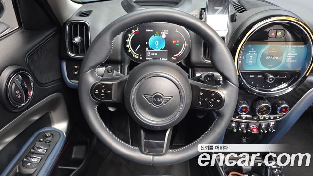 MINI Cooper S Countryman ALL4 2nd 2023 — фото 18