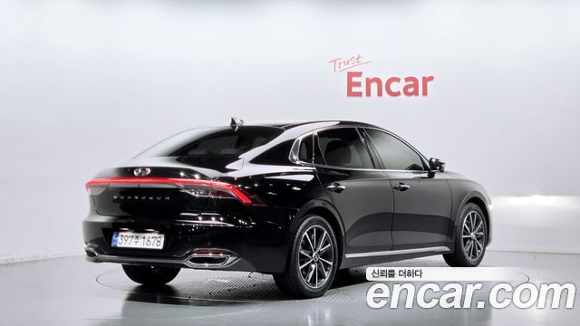 Hyundai Grandeur (IG) 2.5 Le Blanc 2023 — фото 2