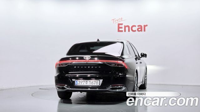 Hyundai Grandeur (IG) 2.5 Le Blanc 2023 — фото 4