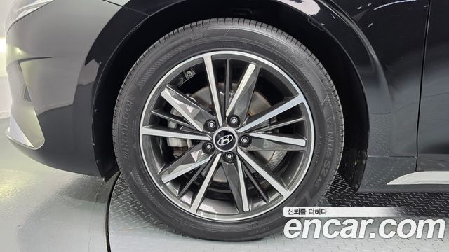 Hyundai Grandeur (IG) 2.5 Le Blanc 2023 — фото 5