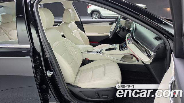 Hyundai Grandeur (IG) 2.5 Le Blanc 2023 — фото 26
