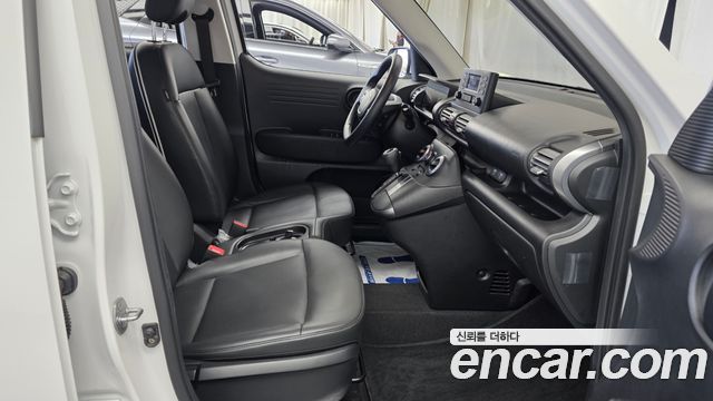 Hyundai Casper Turbo The Essential Light 2024 — фото 11