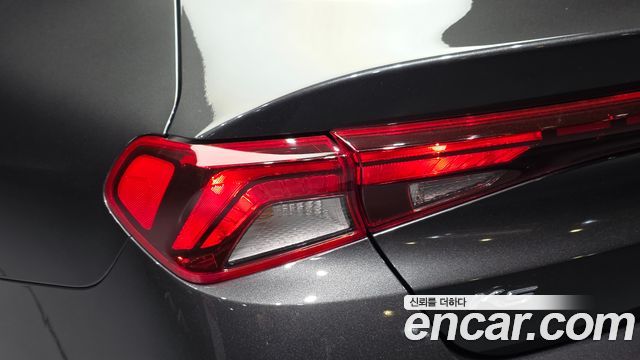 Kia K5 (III) 2.0 Prestige 2020 — фото 23