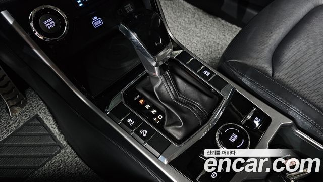 KG Mobility (SsangYong) Beautiful Korando Gasoline 1.5 2WD C5 Plus 2021 — фото 9