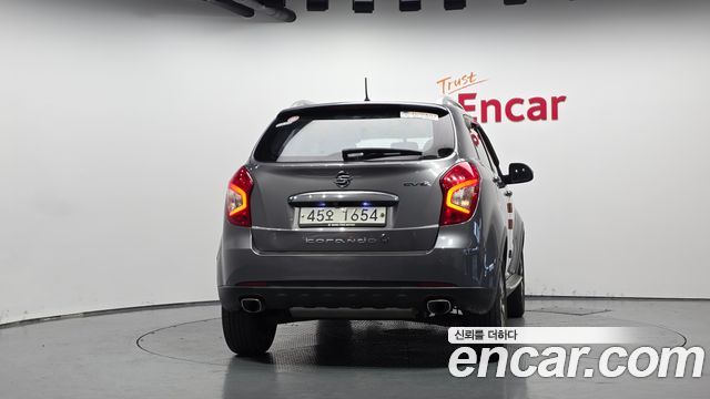 KG Mobility (SsangYong) Korando C 2.0 CVT 2WD Deluxe 2015 — фото 4