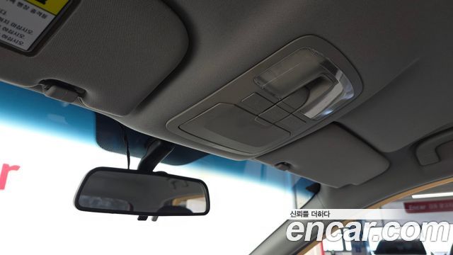 KG Mobility (SsangYong) Korando C 2.0 CVT 2WD Deluxe 2015 — фото 15
