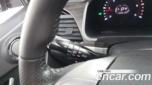 KG Mobility (SsangYong) Korando C 2.0 CVT 2WD Deluxe 2015 — фото 17
