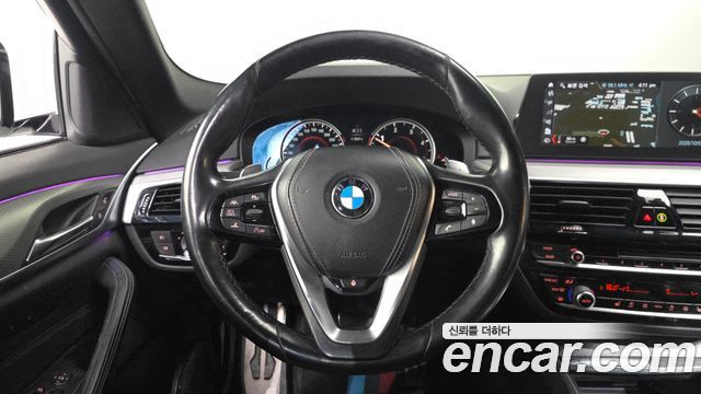 BMW 5 Series (G30) 520d M Sport package 2017 — фото 17