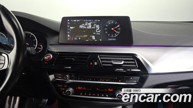 BMW 5 Series (G30) 520d M Sport package 2017 — фото 18