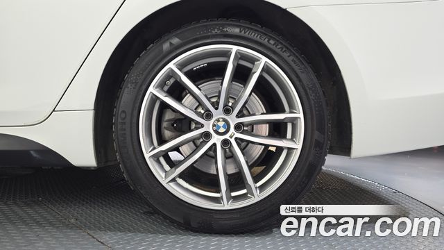 BMW 5 Series (G30) 520d M Sport package 2017 — фото 27