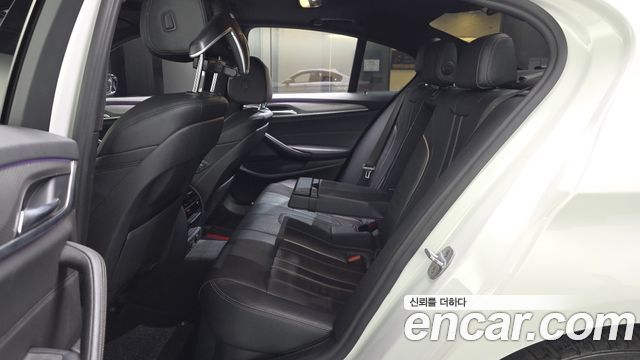 BMW 5 Series (G30) 520d M Sport package 2017 — фото 32