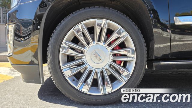Cadillac Escalade 6.2 ESV 4th 2017 — фото 5