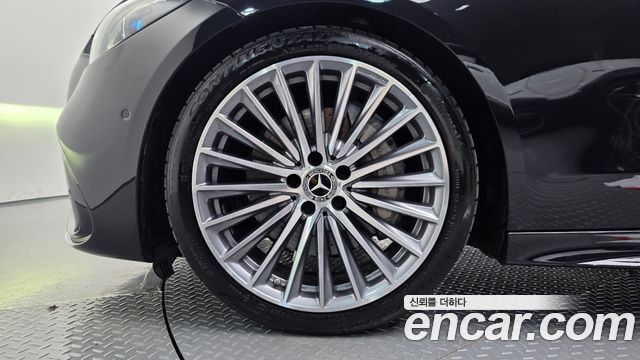 Mercedes-Benz C-Class (W206) C300 4MATIC AMG Line 2023 — фото 5