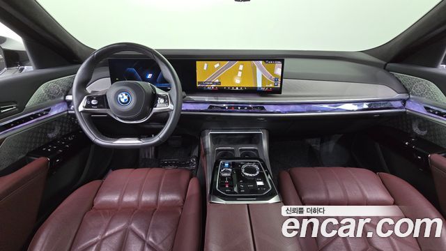 BMW i7 (G70) xDrive 60 Design Pure Excellence 2023 — фото 7