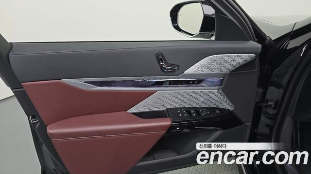 BMW i7 (G70) xDrive 60 Design Pure Excellence 2023 — фото 24