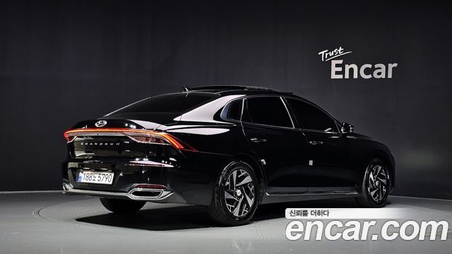 Hyundai Grandeur Hybrid (IG) Exclusive 2023 — фото 2