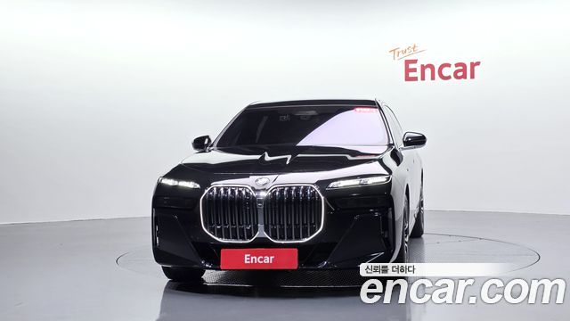 BMW 7 Series (G70) 740i xDrive M Sport 2024 — фото 3