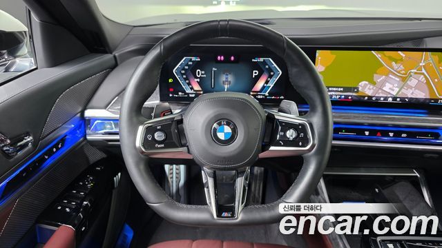 BMW 7 Series (G70) 740i xDrive M Sport 2024 — фото 13