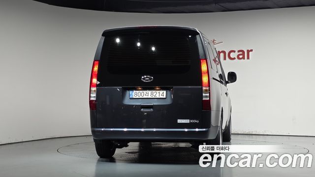 Hyundai Staria Cargo 3-Seater Smart 2023 — фото 4