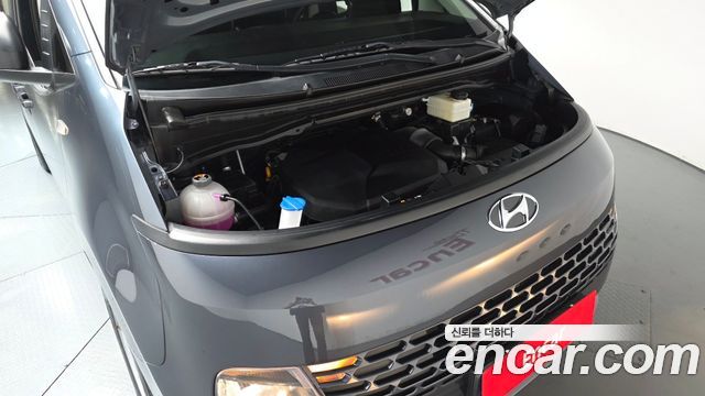 Hyundai Staria Cargo 3-Seater Smart 2023 — фото 6