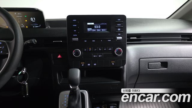 Hyundai Staria Cargo 3-Seater Smart 2023 — фото 14