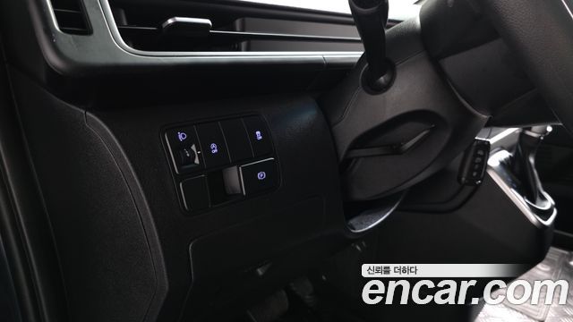 Hyundai Staria Cargo 3-Seater Smart 2023 — фото 17