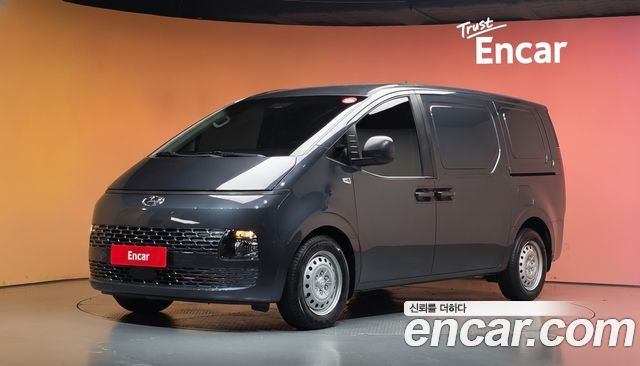 Hyundai Staria Cargo 3-Seater Smart 2023 — фото 1