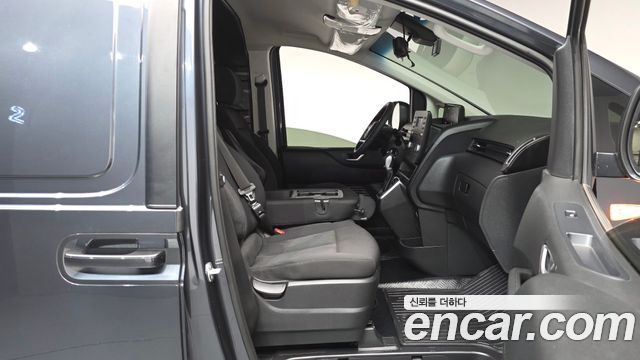 Hyundai Staria Cargo 3-Seater Smart 2023 — фото 26