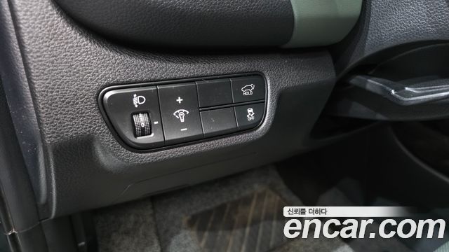 Kia Seltos Gasoline 1.6 Turbo 2WD Gravity 2024 — фото 14