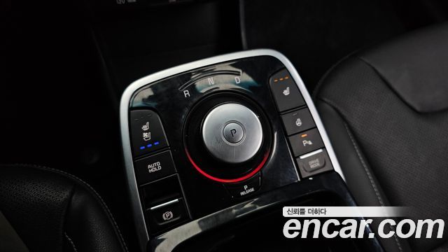 Kia Niro Plus Air 2023 — фото 9