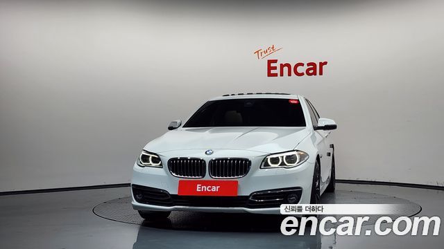BMW 5 Series (F10) 528i Luxury 2015 — фото 3