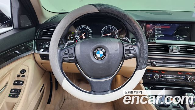 BMW 5 Series (F10) 528i Luxury 2015 — фото 18