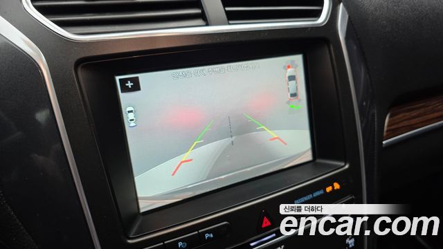 Ford Explorer 2.3 Limited 4WD 5th 2018 — фото 15