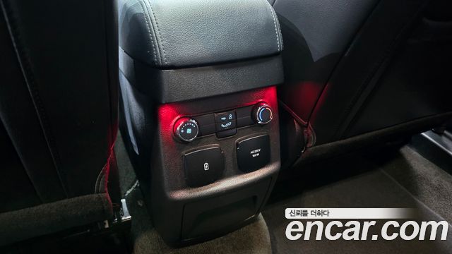 Ford Explorer 2.3 Limited 4WD 5th 2018 — фото 32