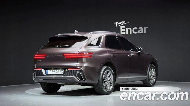 Genesis GV70 2.5T Gasoline 2WD 2023 — фото 2