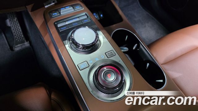 Genesis GV70 2.5T Gasoline 2WD 2023 — фото 9