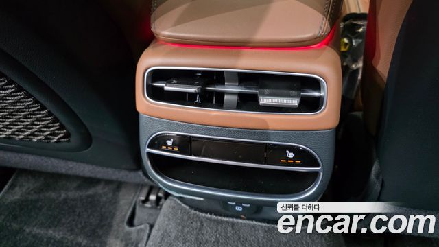 Genesis GV70 2.5T Gasoline 2WD 2023 — фото 23