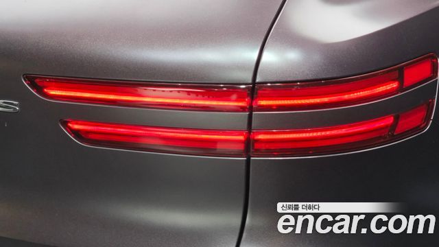 Genesis GV70 2.5T Gasoline 2WD 2023 — фото 29