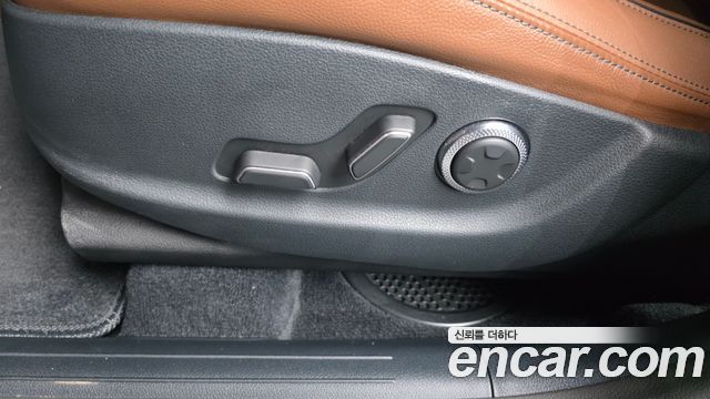 Genesis GV70 2.5T Gasoline 2WD 2023 — фото 37