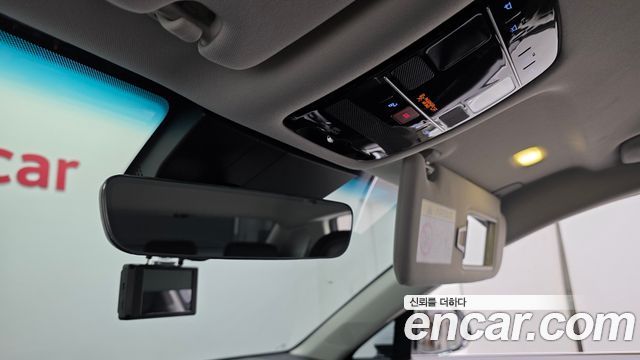 Hyundai Grandeur (GN7) 3.5 Gasoline 2WD Premium 2023 — фото 29