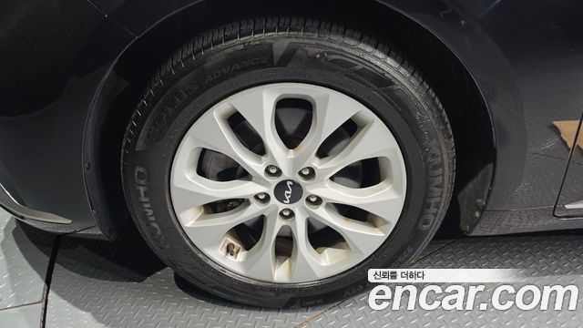 Kia K8 2.5 Gasoline 2WD Noblesse Light 2022 — фото 5