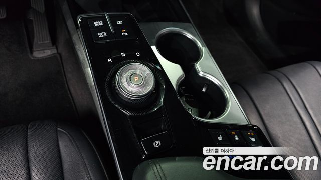 Kia K8 2.5 Gasoline 2WD Noblesse Light 2022 — фото 9