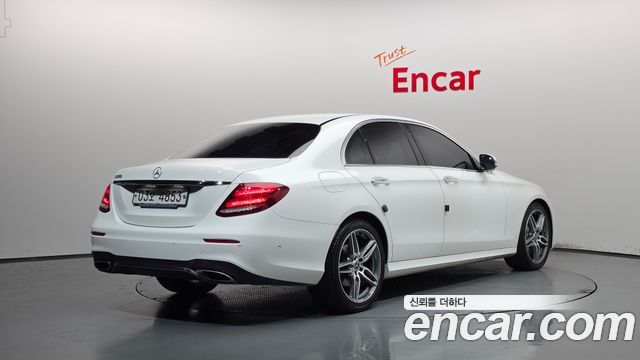 Mercedes-Benz E-Class (W213) E300 AMG Line 2019 — фото 2