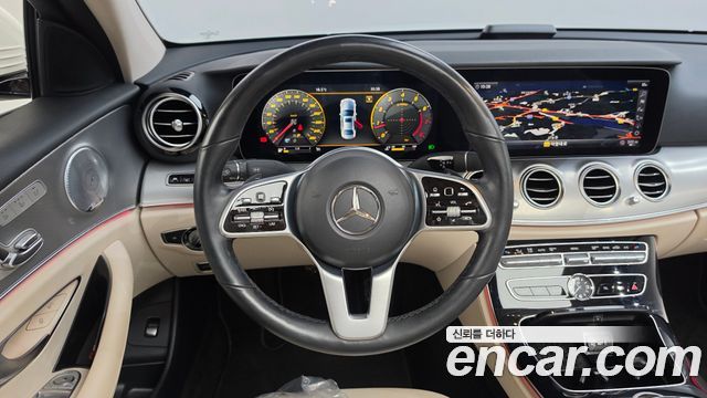 Mercedes-Benz E-Class (W213) E300 AMG Line 2019 — фото 13