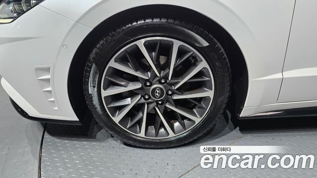 Hyundai Sonata (DN8) 1.6 Turbo Inspiration 2020 — фото 5