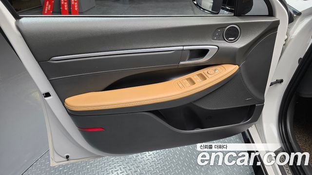 Hyundai Sonata (DN8) 1.6 Turbo Inspiration 2020 — фото 24